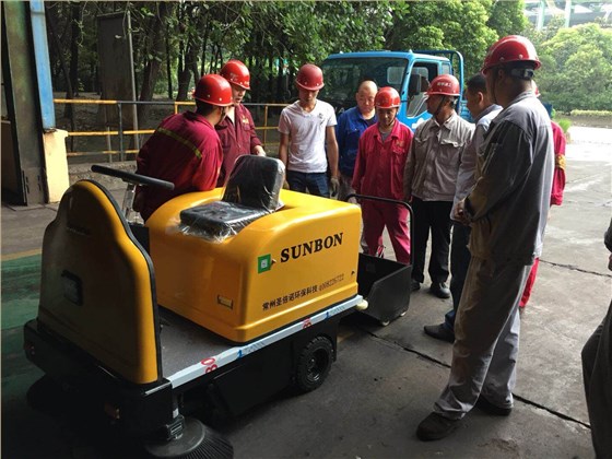 车间电动扫地车合作案例-广东沙钢集团 车间电动扫地车合作案例-广东沙钢集团