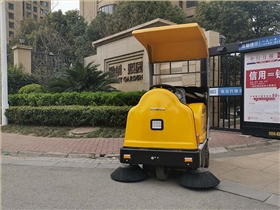 适合物业保洁用的洒水电动清扫车 适合物业保洁用的洒水电动清扫车