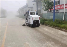 环卫部门都在用电动清扫车搞卫生