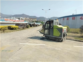 为什么恒盛娱乐需要使用工厂扫地车？