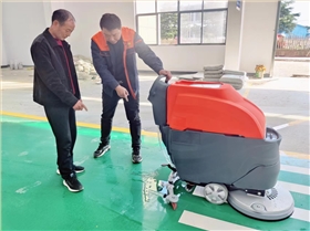提升清洁效率，商业洗地机助力企业更上一层楼