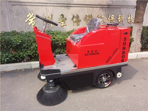 恒盛娱乐小型路面清扫车 恒盛娱乐小型路面清扫车
