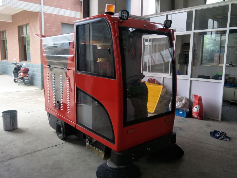 恒盛娱乐电动扫地车